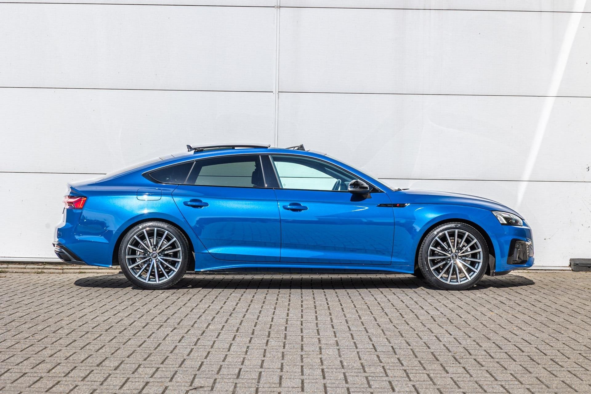 Audi A5 Sportback 35 TFSI 150pk S edition Competition | Pano, Auto's, Gebruikt, 4 cilinders, Blauw, Origineel Nederlands