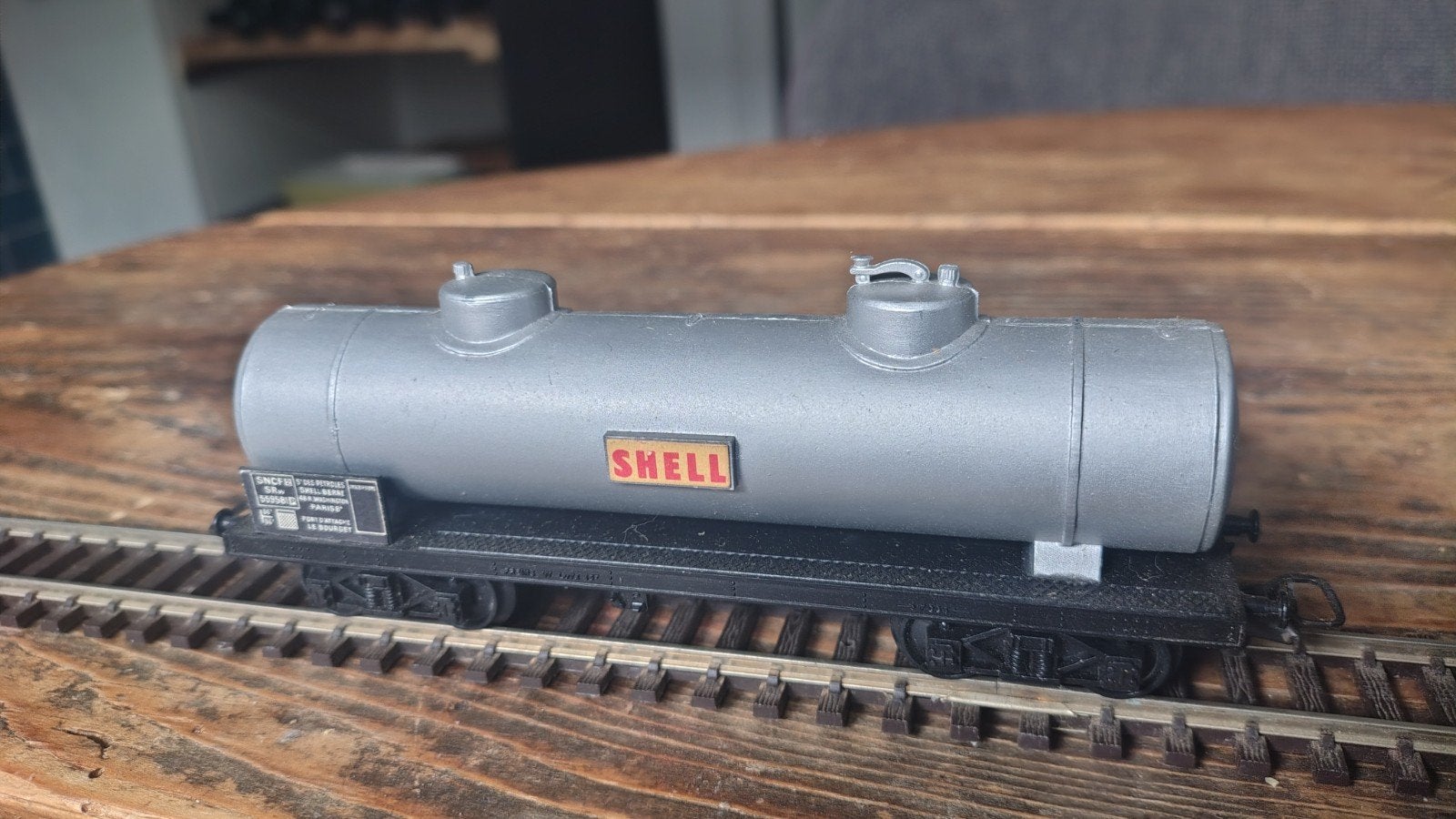 Jouef HO Shell tankwagon - Treinwagon, Jouef, Wagon, Ophalen of Verzenden, Zo goed als nieuw