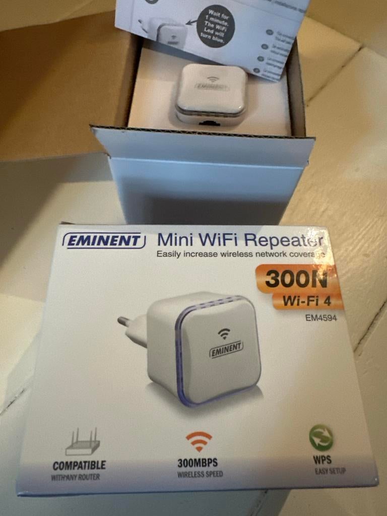 Eminent EM4594, Ophalen of Verzenden, Zo goed als nieuw, Eminent