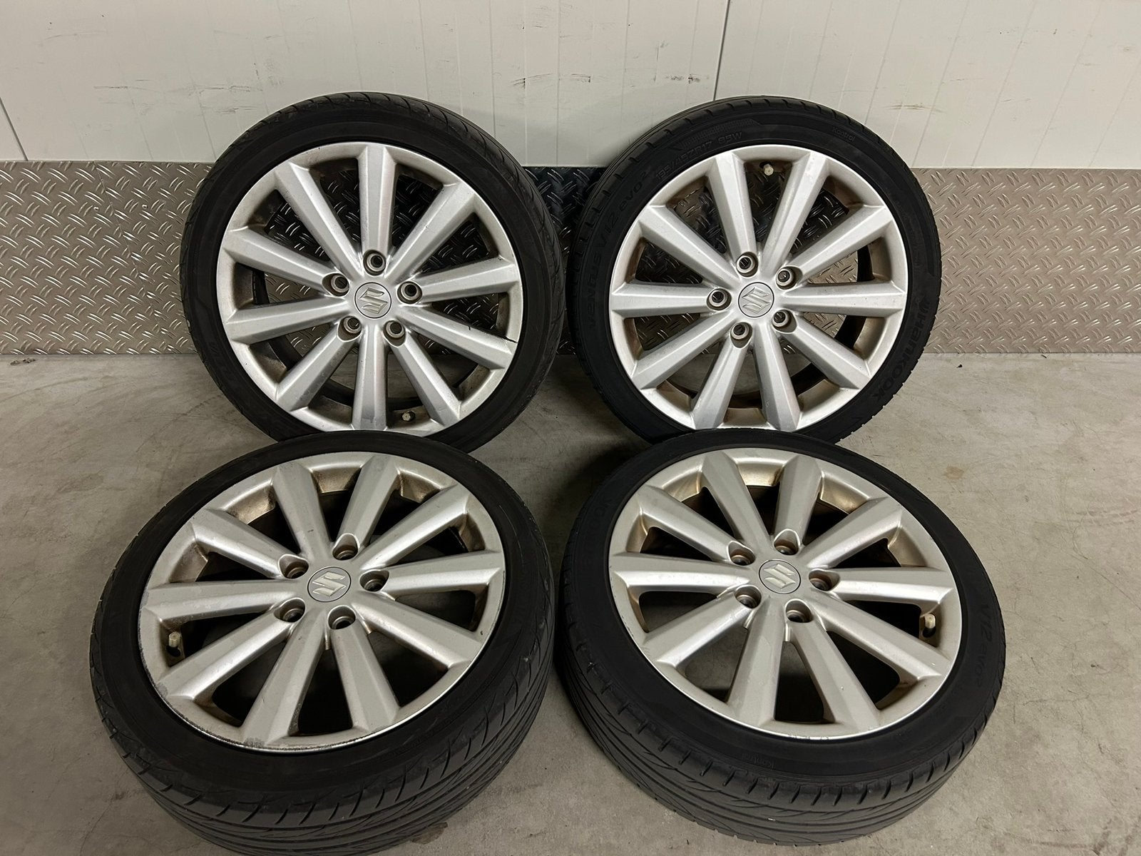 Originele Suzuki Swift sport 17 inch 5x114,3 zomer, Ophalen, Banden en Velgen, 17 inch, Personenwagen