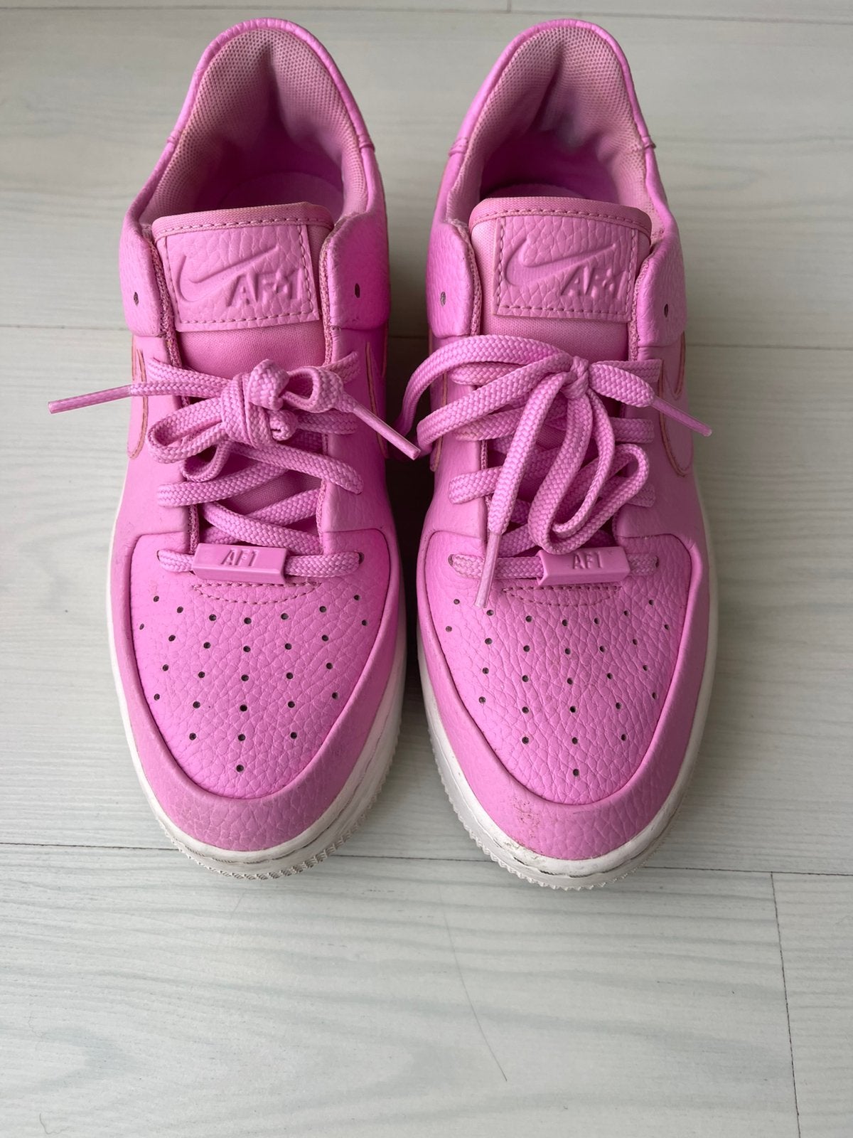Nike Airforce Low Mooie Gympen/Sneakers, Kleding | Dames, Ophalen of Verzenden, Roze, Sneakers of Gympen, Zo goed als nieuw