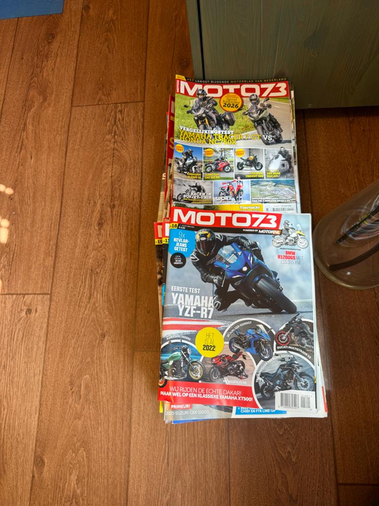 Grote collectie Moto73 motorbladen, Boeken, Ophalen of Verzenden, Gelezen, Algemeen