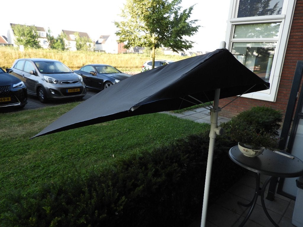 parasol, Ophalen, Zo goed als nieuw, 1 tot 2 meter, Parasolvoet