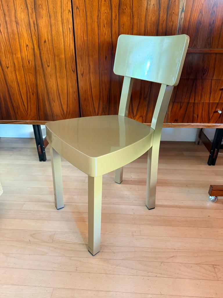 InOut 23 Chair stoel design goud aluminium, Huis en Inrichting, Stoelen, Ophalen, Zo goed als nieuw, Overige kleuren, Eén