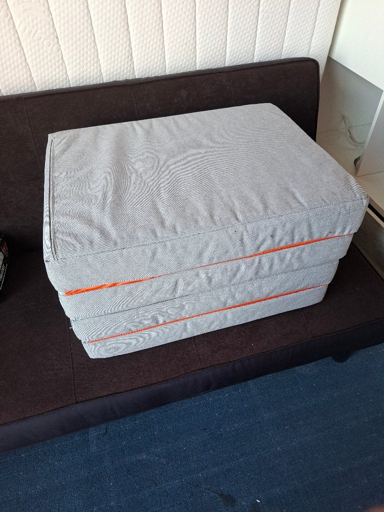 Ikea opvouwbaar (kinder/logeer) matras/poef (släkt), Ophalen, 190 cm of minder, Zo goed als nieuw, Grijs