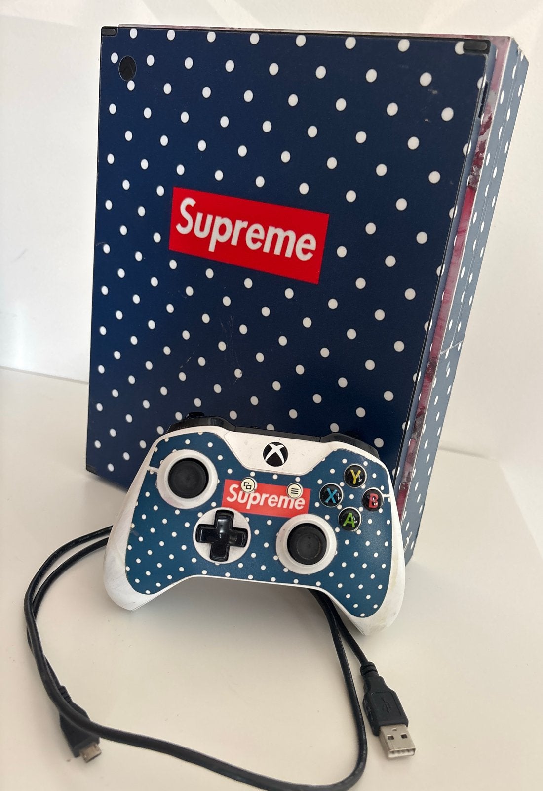 Xbox One S All-Digital Supreme Editie met Controller, Spelcomputers en Games, Spelcomputers | Xbox One, Gebruikt, Xbox One S All-digital