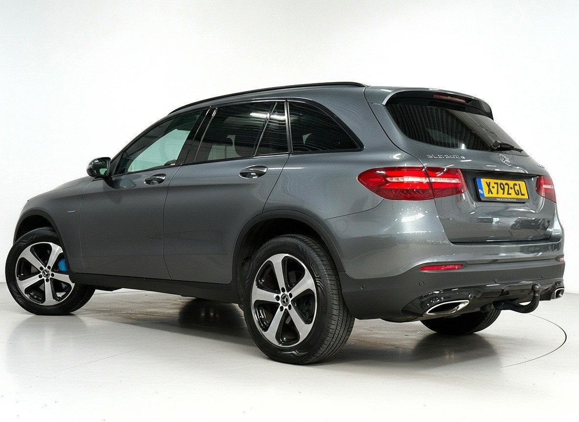 Mercedes-Benz GLC-klasse 350e 4MATIC - AMG - Panorama - Burm, Automaat, Gebruikt, 4 cilinders, 2000 kg
