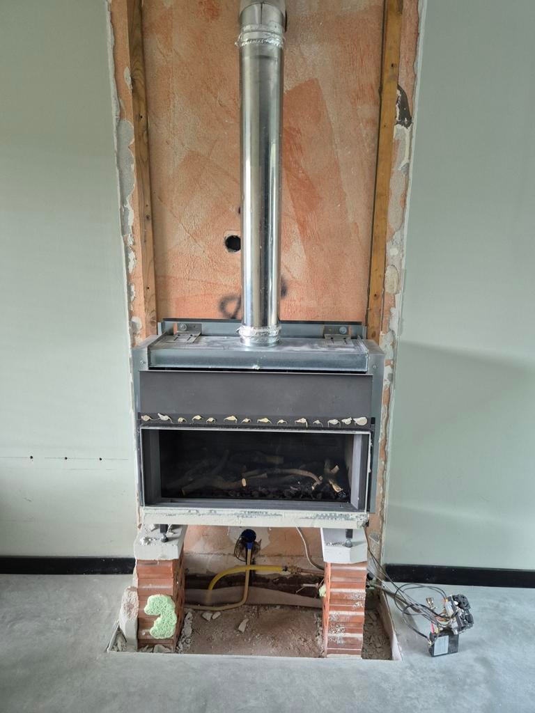 DRU Gaskachel - Inbouw gashaard met houtset, Huis en Inrichting, Kachels, Gebruikt, Gas, Ophalen of Verzenden, Inbouw