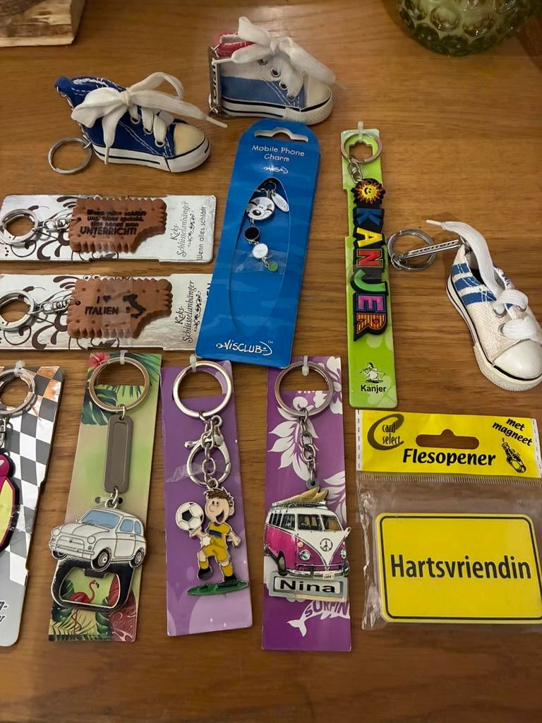 Te koop partij div model sleutel hangers, Diversen, Rommelmarktspullen, Ophalen, Nieuw
