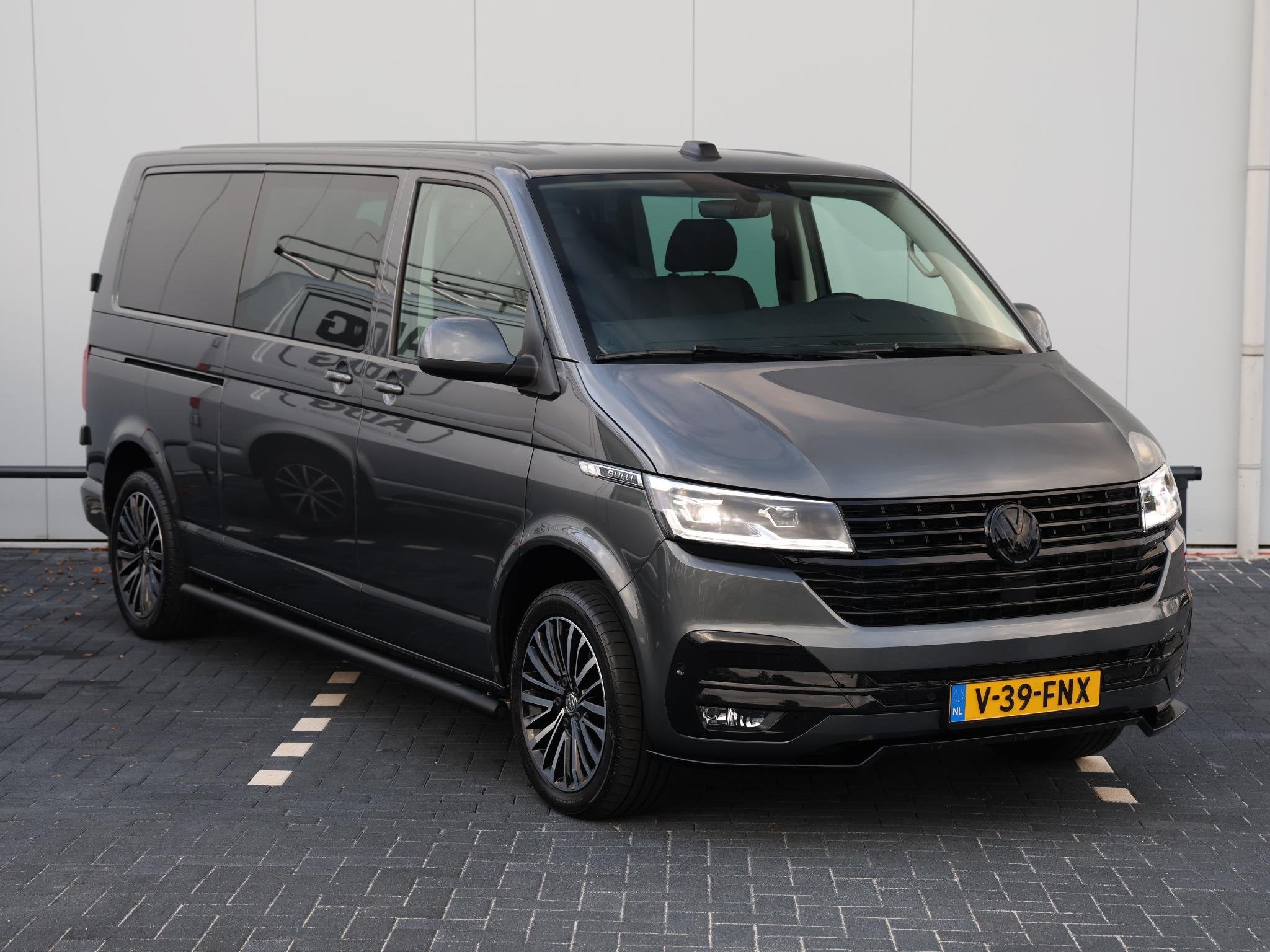 Volkswagen Transporter 2.0 TDI 150 pk DSG DC Bulli | Dubbele, Stof, 4 cilinders, 150 pk, Volkswagen