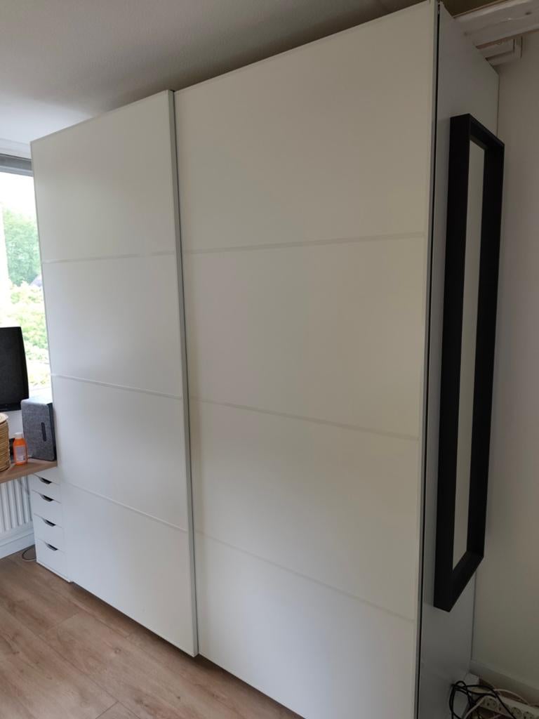Schuifdeuren wit Ikea Pax (200x236 cm), complete set, Ophalen, 200 cm of meer, 150 tot 200 cm, Zo goed als nieuw