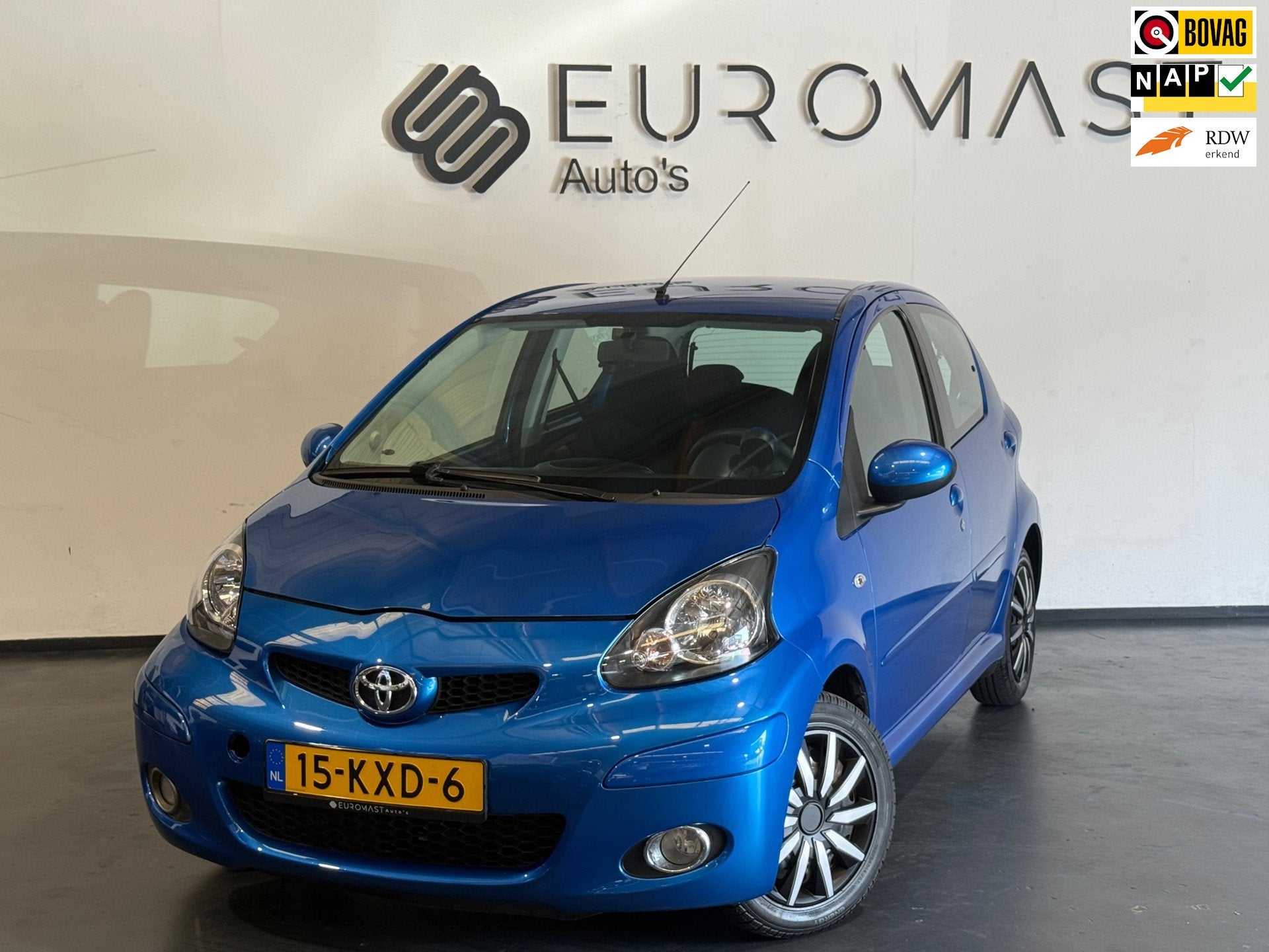Toyota Aygo 1.0-12V Dynamic Blue Airco Elektrische Ramen Nie, Auto's, Voorwielaandrijving, Stof, Gebruikt, 68 pk