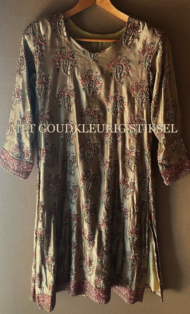 INDIASE KLEDING A'DAM OUD WEST, Kleding | Dames, Ophalen, Gedragen