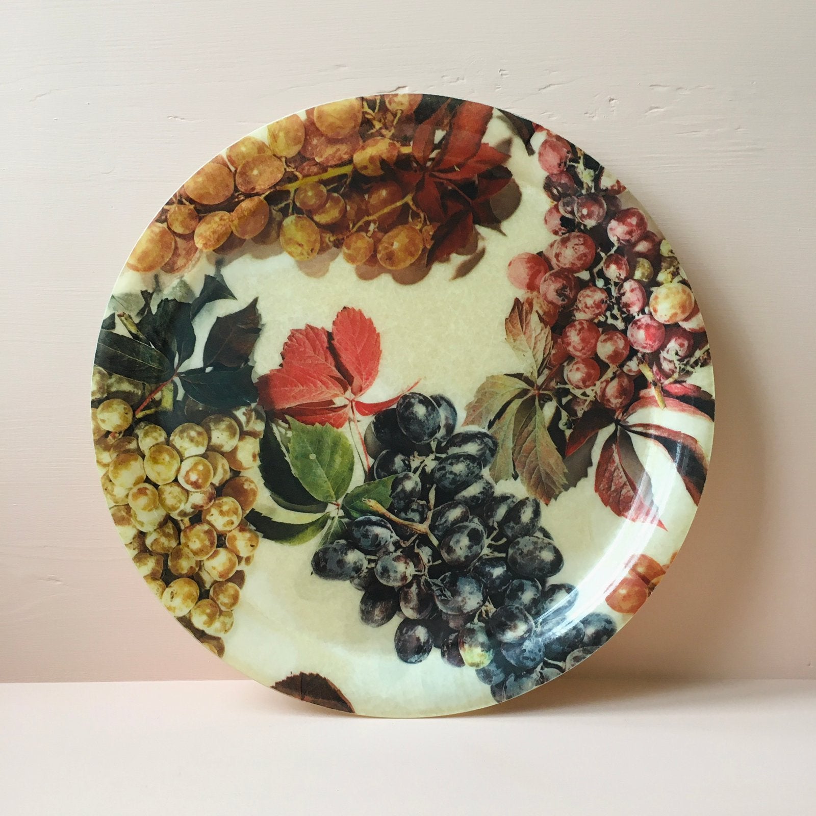 Frans vintage dienblad fiberglass kunststof, druiventrossen, Ophalen of Verzenden, Zo goed als nieuw, Overige stijlen, Bord(en)