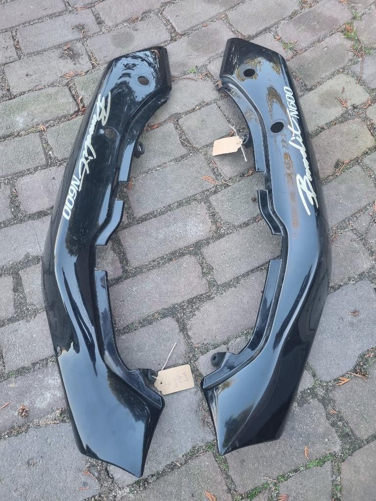 Zijkappen suzuki bandit 600/1200, Motoren, Onderdelen | Suzuki, Verzenden, Gebruikt