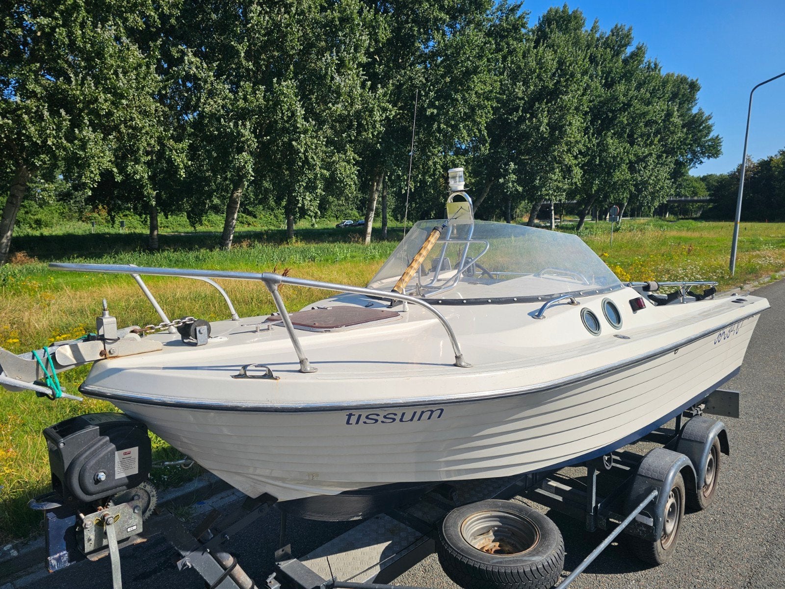 leuke visboot toerboot van 5.5 meter hydrolische besturing, Ophalen, Gebruikt, 5 m, Verlichting