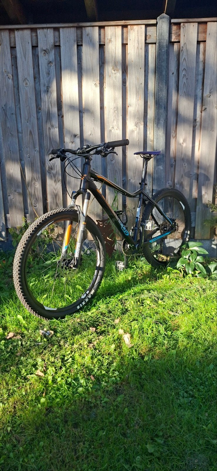 Giant Liv Tempt dames MTB - Maat L - 27.5 inch - 2017, Ophalen, 15 tot 20 versnellingen, Schijfrem, 56 cm of meer