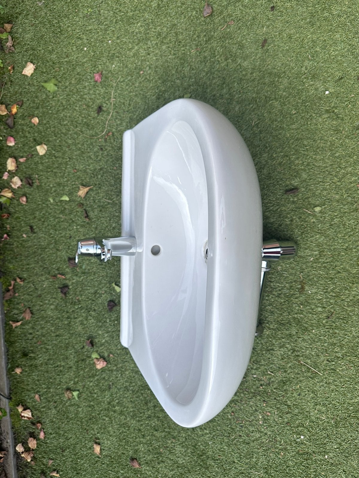 Villeroy &Boch wasbak incl. Kraan, sifon en spiegel z.g.a.n., Ophalen, Zo goed als nieuw, Wastafel