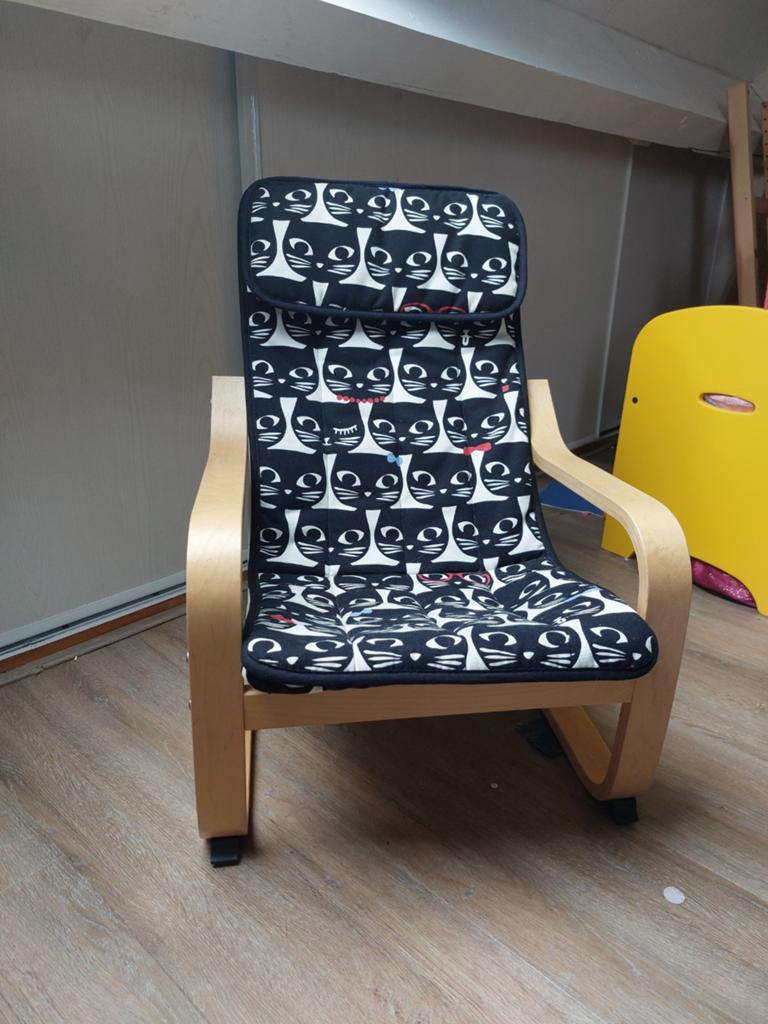 Ikea kinderstoel, Ophalen, Wit, Scandinavisch, Zo goed als nieuw