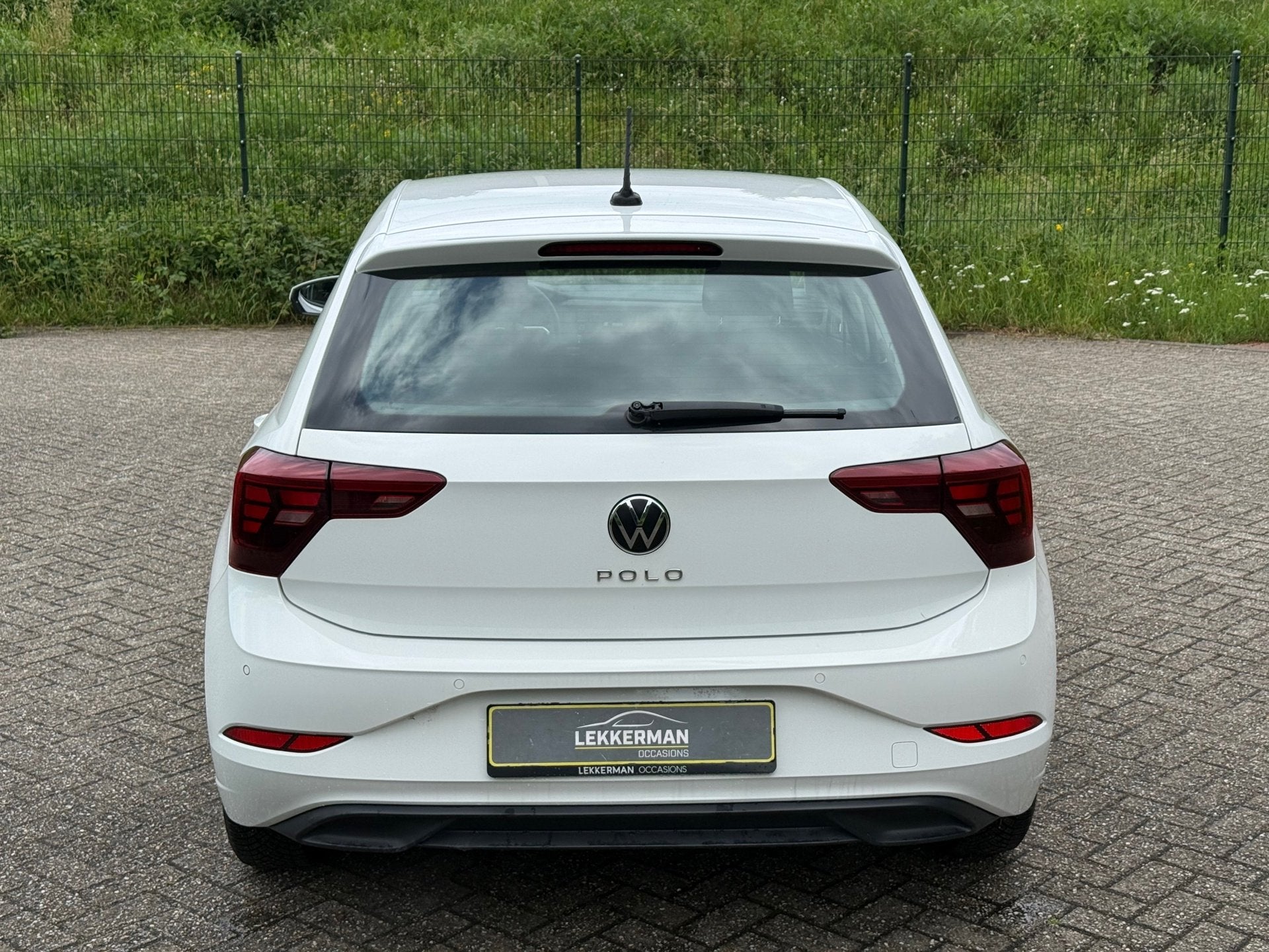 Volkswagen Polo 1.0 TSI Highline CRUISE I PDC I CARPLAY I LE, Auto's, Volkswagen, Voorwielaandrijving, 95 pk, Wit, Origineel Nederlands