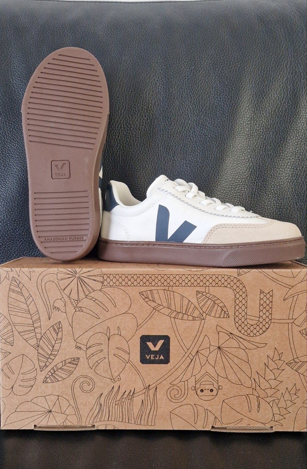 VEJA Sneackers maat 32, Nieuw, Ophalen of Verzenden, VEJA, Jongen of Meisje