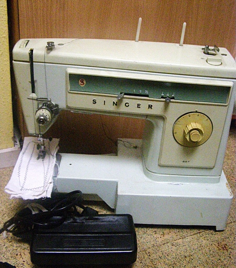 naaimachine  singer goedwerkend  in koffer, Hobby en Vrije tijd, Ophalen of Verzenden, Gebruikt, Naaimachine, Singer