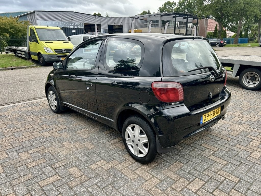 Toyota Yaris 1.3-16V VVT-i - Automaat - Nwe Apk (bj 2001), foto 2