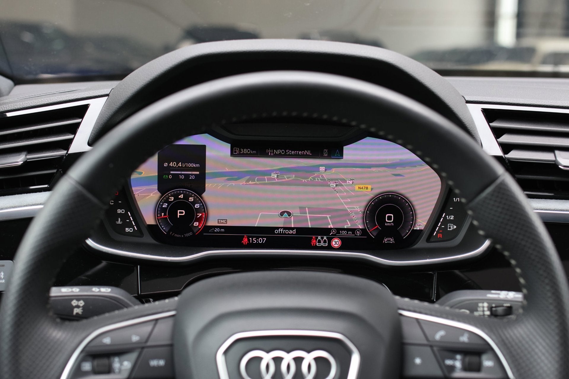 Foto 45 van Audi Q3 40 TFSI Quattro S-Line *Pano*360 Camera*Keyless*Trek