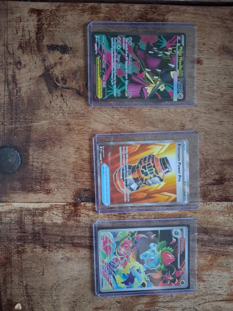 3 Prachtige Pokémon kaarten - Mega Mawile, Ivysaur, Premium, Ophalen of Verzenden, Zo goed als nieuw, Meerdere kaarten, Foil
