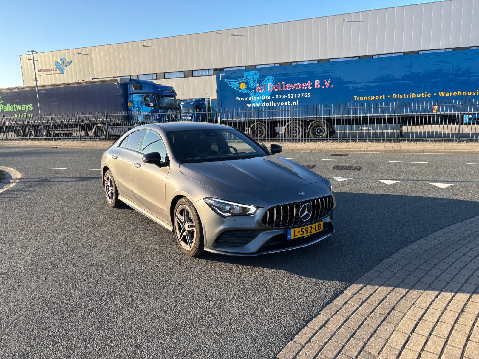 Mercedes-Benz CLA 200 163pk 7G-DCT 2019 Grijs, CLA, Zwart, 4 cilinders, Alcantara