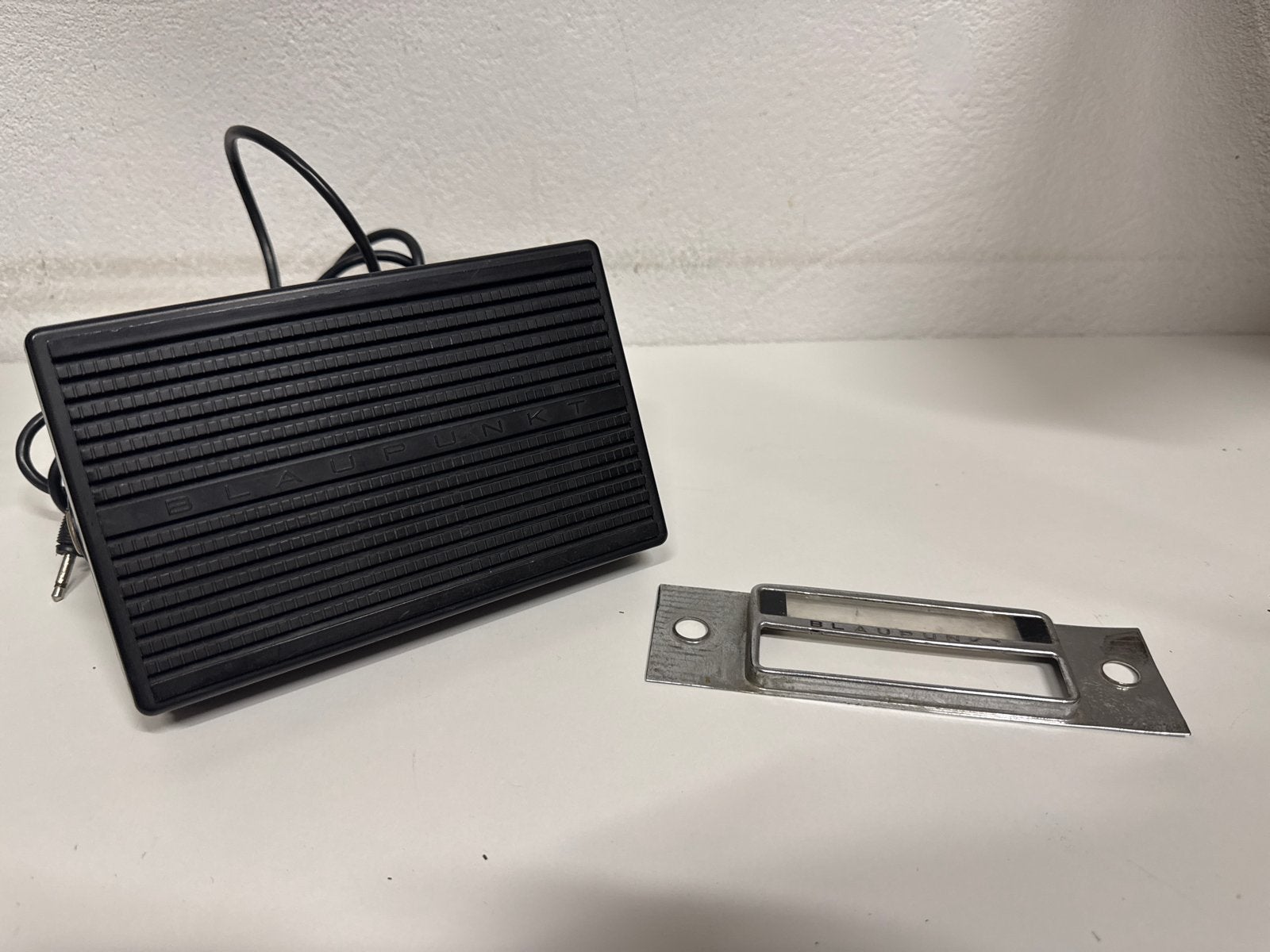 Vintage Blaupunkt autospeaker en radiofront, Auto diversen, Ophalen of Verzenden, Gebruikt