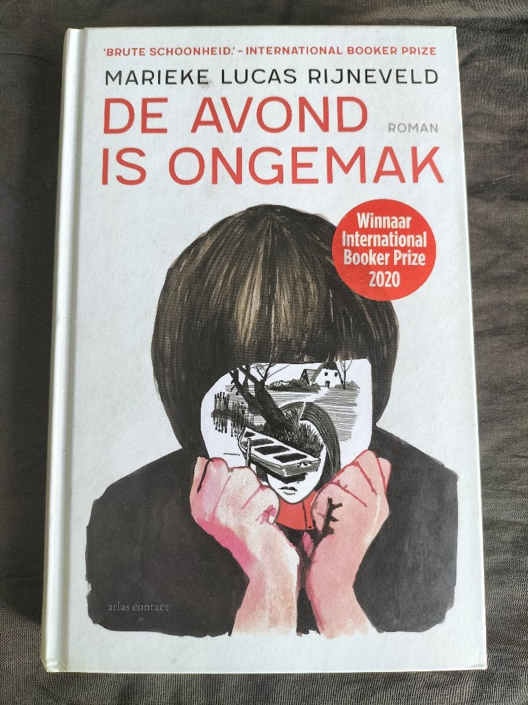 Marieke Lucas Rijneveld - De avond is ongemak, Ophalen of Verzenden, Zo goed als nieuw, Marieke Lucas Rijneveld, Nederland