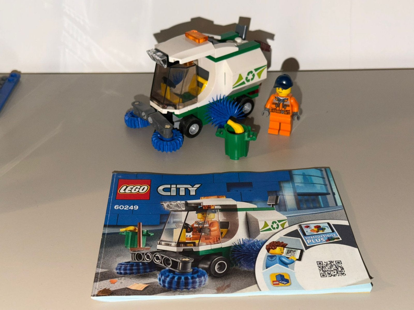 Lego City 60249 Straatveger, Compleet, City, Lego, Ophalen of Verzenden