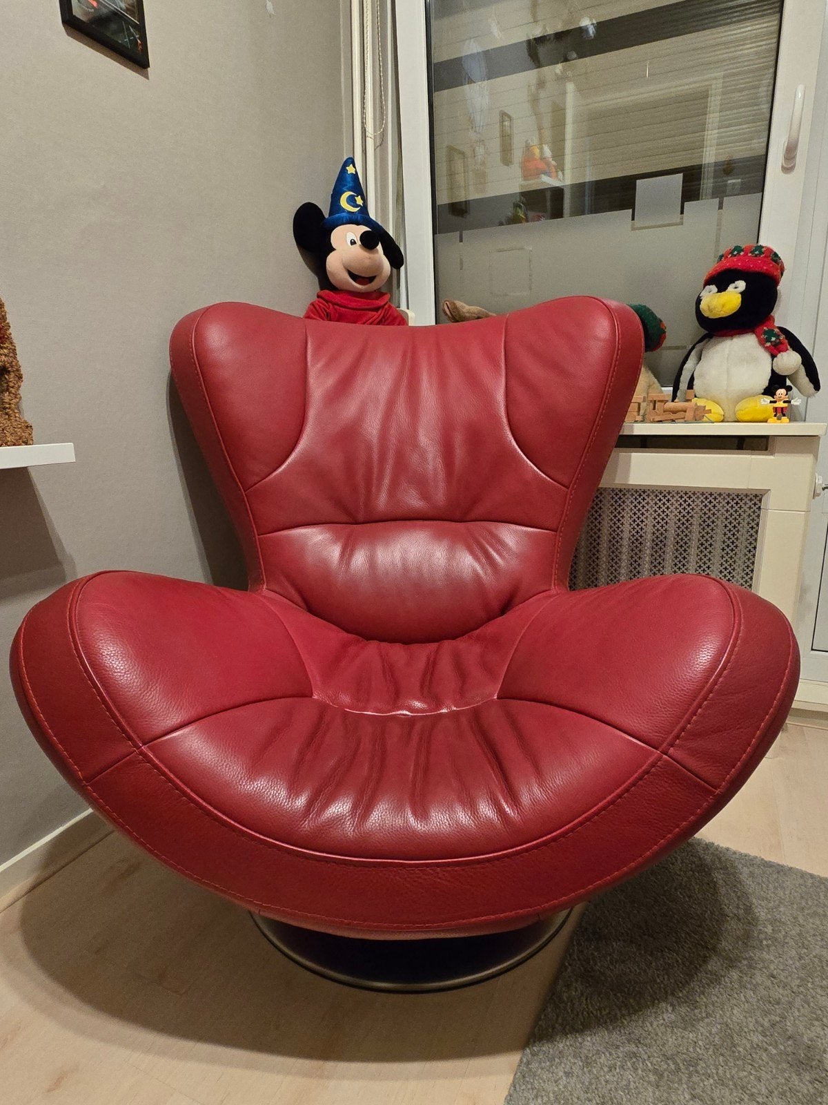Kuka Design Rode Leren Fauteuil - Comfortabel en Stijlvol, Ophalen, Gebruikt, Leer, Eén