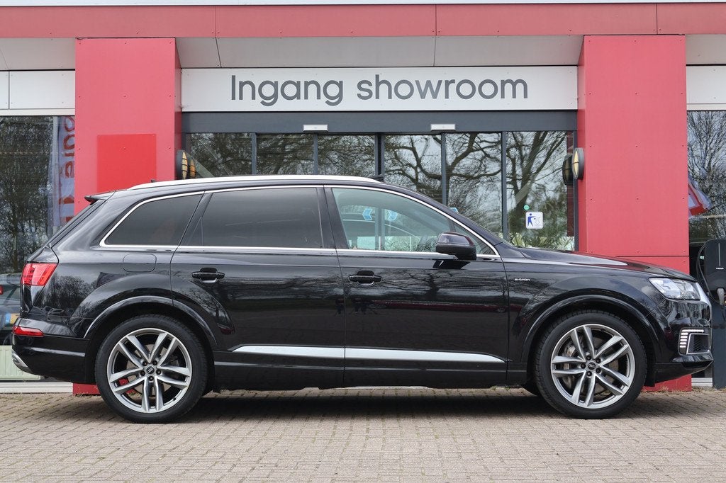 Audi Q7 3.0 TDI E-tron Quattro Sport | Origineel NL | S-Line, Auto's, Audi, Automaat, Gebruikt, 2420 kg, Zwart