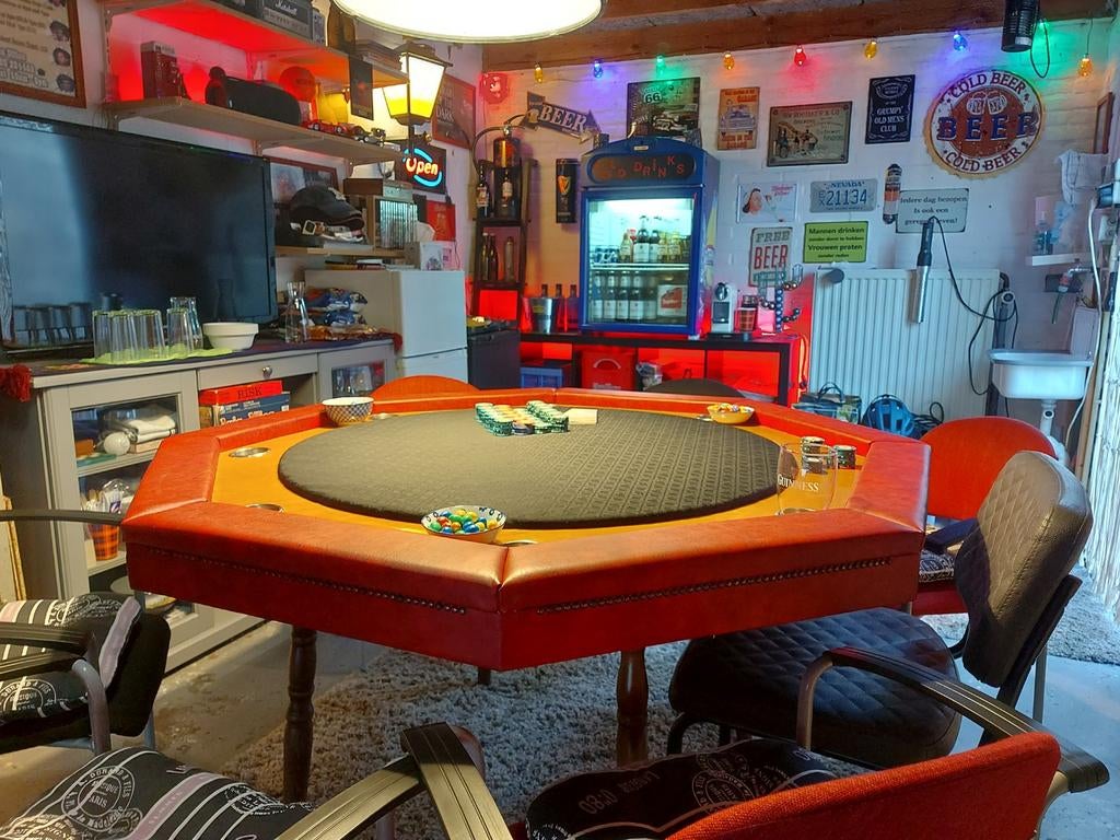 Pokertafel / Speeltafel - Octagonaal, Vijf spelers of meer, Ophalen, Gebruikt