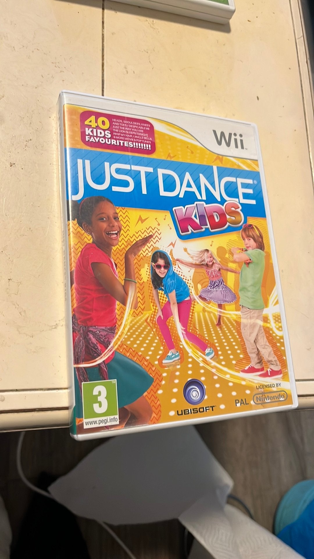 Just Dance Kids, Wii, Overige genres, Ophalen of Verzenden, Zo goed als nieuw, 3 spelers of meer
