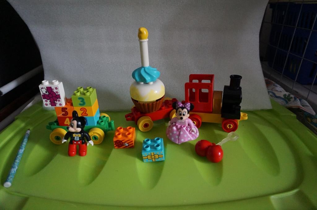 duplo 10597 parade mickey  en minnie mouse, Kinderen en Baby's, Speelgoed | Duplo en Lego, Ophalen of Verzenden, Zo goed als nieuw