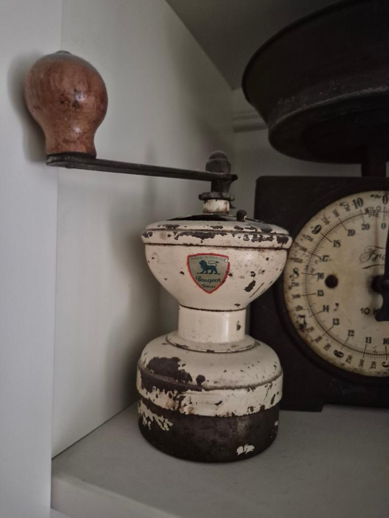Brocante Peugeot koffiemolen - Authentieke charme, Ophalen of Verzenden