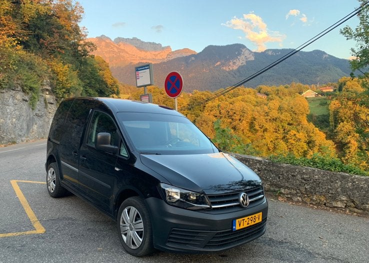 Volkswagen Caddy 2.0 D 55KW 2016, Auto's, Bestelauto's, Particulier, Achteruitrijcamera, Airbags, Airconditioning, Bluetooth, Centrale vergrendeling