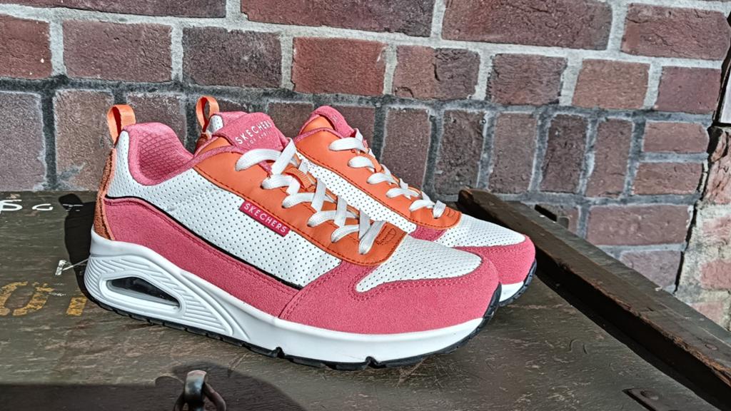 Skechers Uno 2 Much Fun Maat 38, Skechers, Wit, Ophalen of Verzenden, Sneakers of Gympen