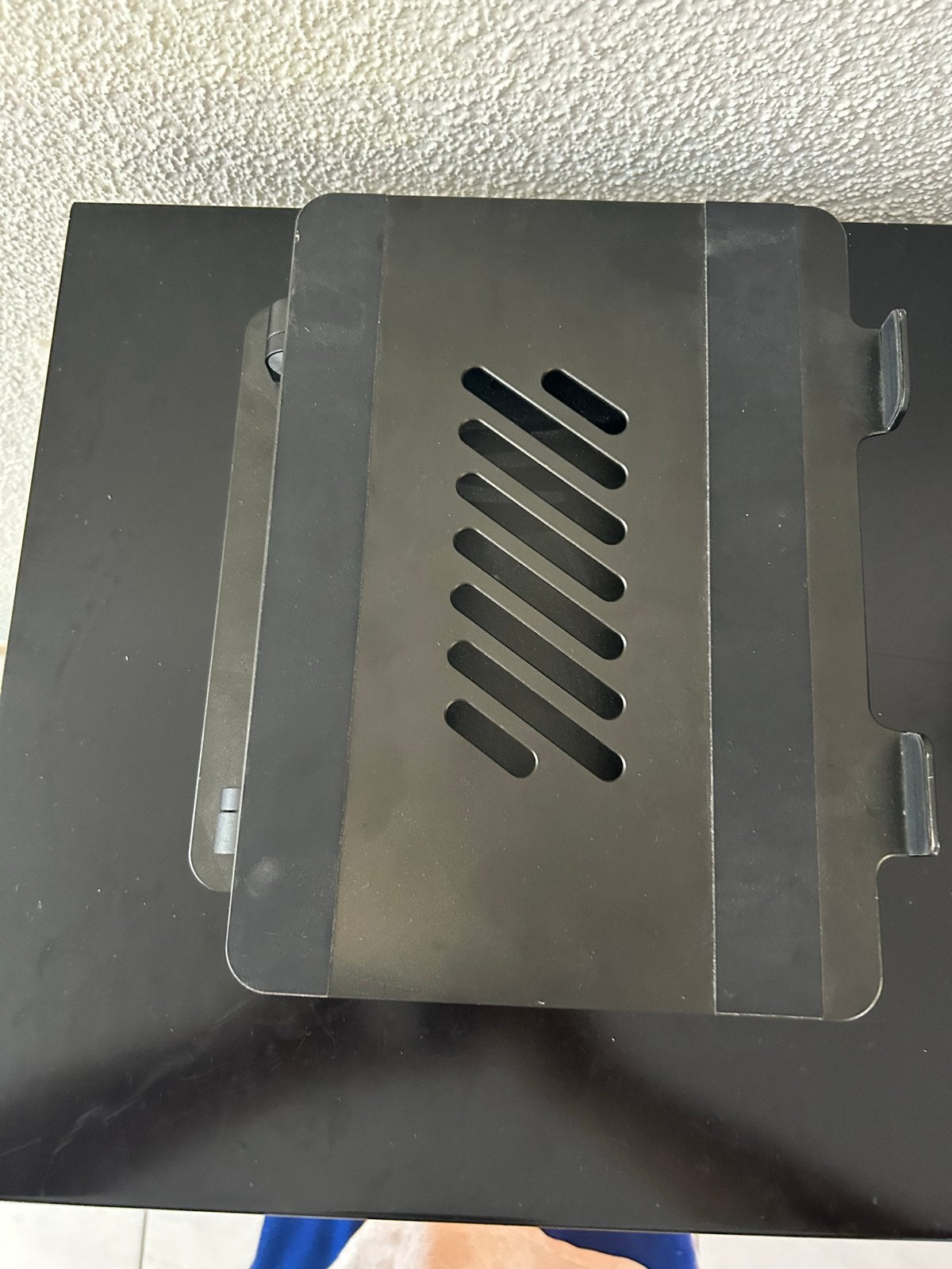 Verstelbare Laptopstandaard - Ergonomisch en Draagbaar, Ophalen of Verzenden, Zo goed als nieuw, In diepte verstelbaar