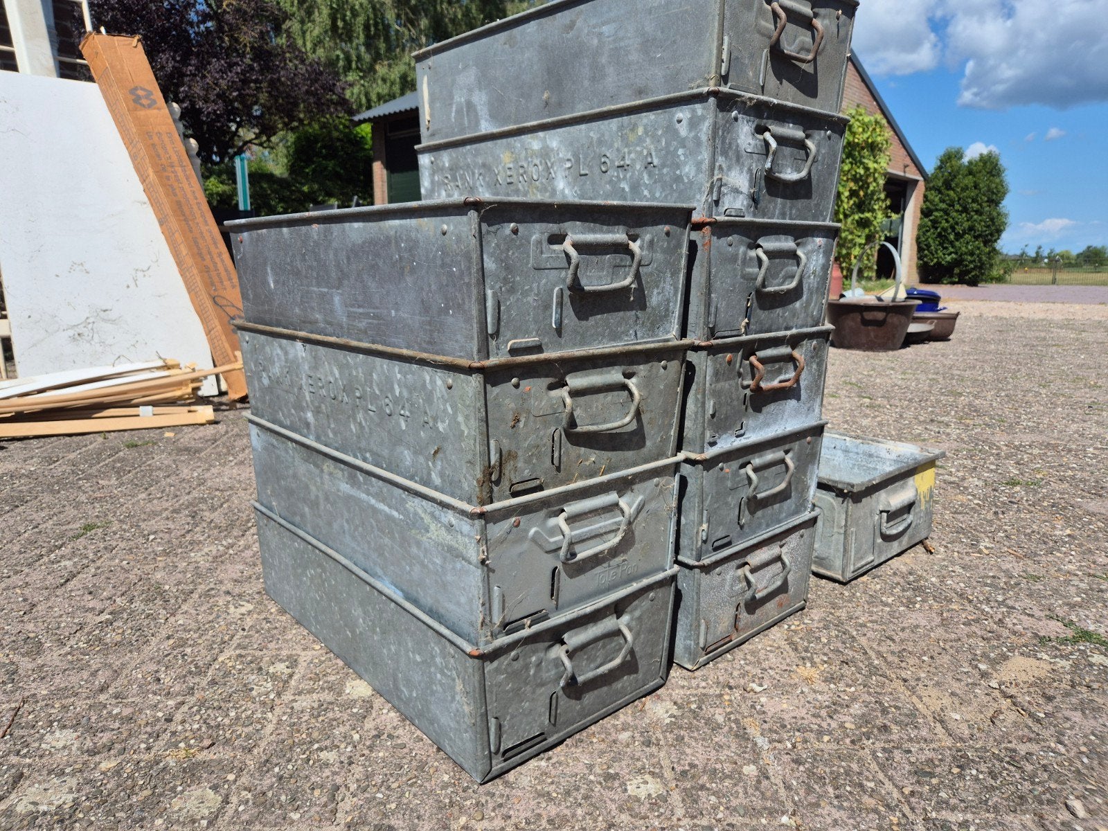 Metalen bakken - 30x60x15 cm - Industrieel/Vintage, Huis en Inrichting, Woonaccessoires | Kisten, Ophalen, Gebruikt, Minder dan 50 cm