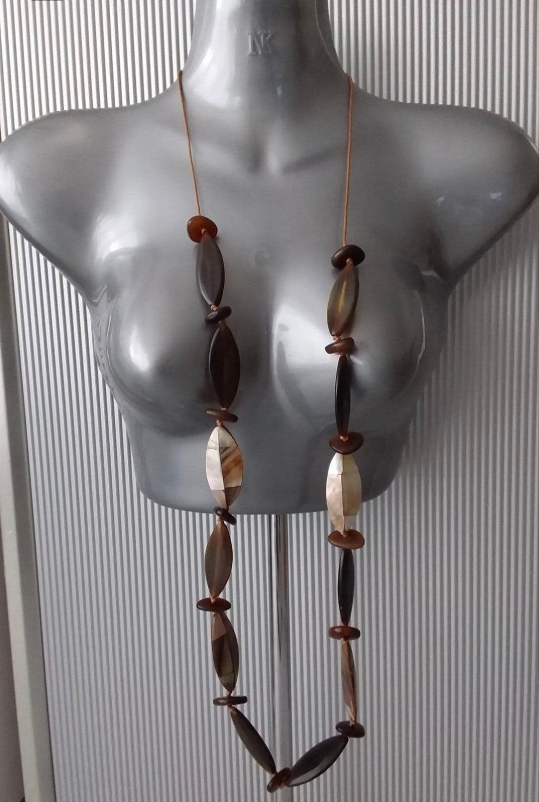 Manouk - koordketting met eclips kralen. 3=2 actie, Overige kleuren, Verzenden, Nieuw, Steen of Mineraal