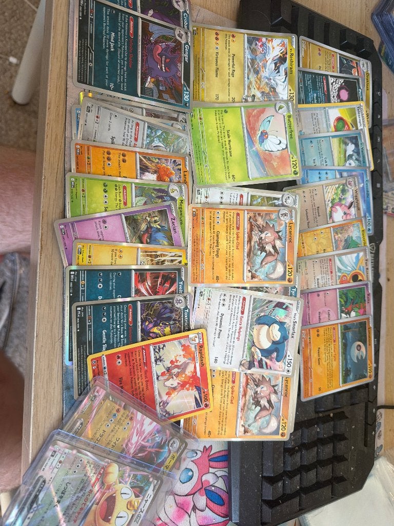Pokémon bundels te koop met holo/reverse holo en 2 ex, Hobby en Vrije tijd, Verzamelkaartspellen | Pokémon, Ophalen of Verzenden