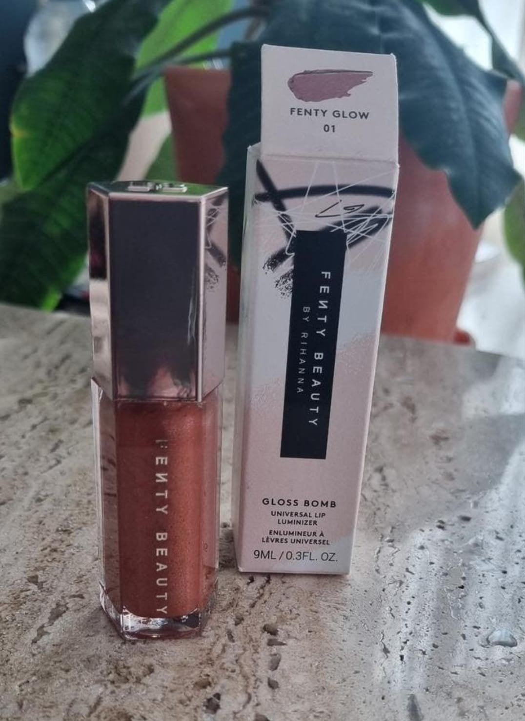 Fenty Beauty Gloss Bomb - Fenty Glow, Verzenden, Nieuw, Make-up, Overige kleuren