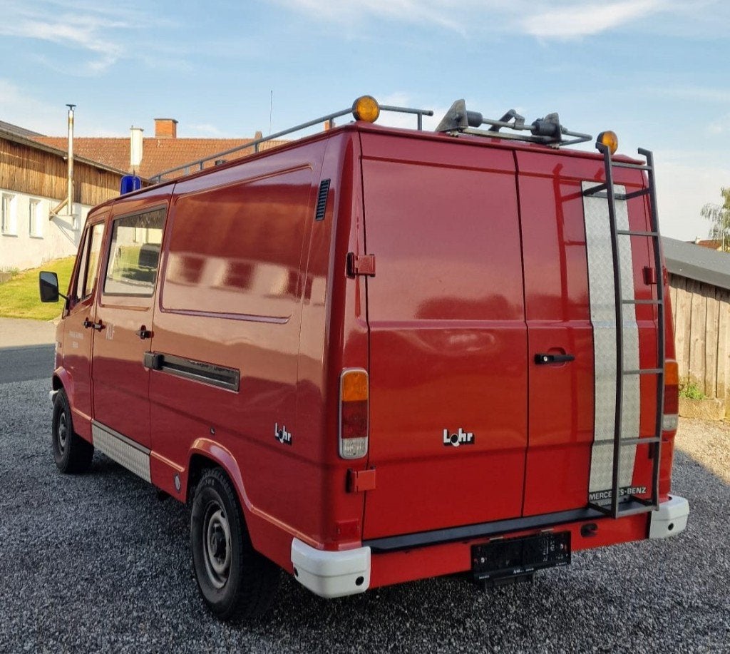 mercedes 310 bus brandweer BELASTINGVRIJ benzine camper 1987, Auto's, Mercedes-Benz, Bedrijf, Grijs, 2276 cc