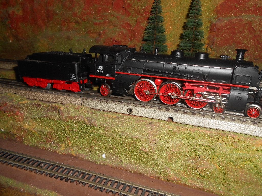 Märklin 3093 stoomlocomotief Br 18, de 18 478, Hobby en Vrije tijd, Wisselstroom, Locomotief, Ophalen of Verzenden, Zo goed als nieuw