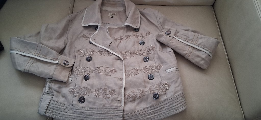Mandarin & Mint jasje maat 40 als nieuw, Kleding | Dames, Maat 38/40 (M), Beige, Ophalen of Verzenden, Zo goed als nieuw