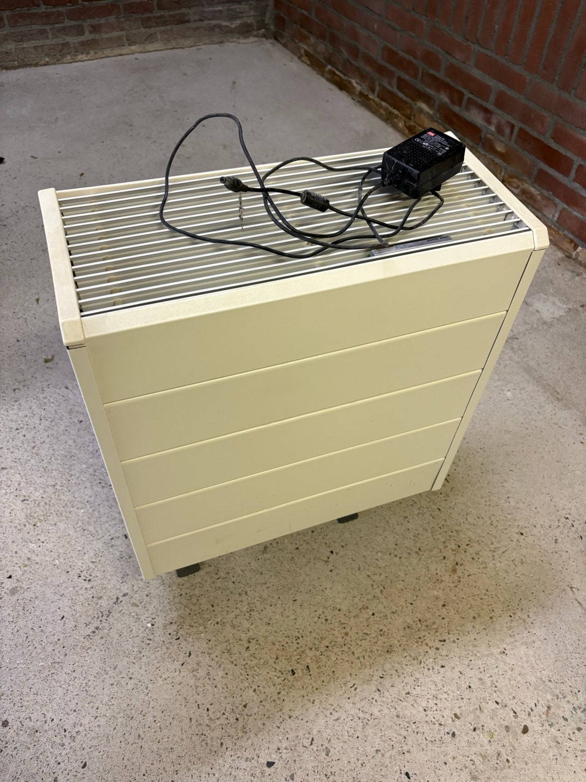 Jaga DBE radiator - gebruikt, Ophalen, Hoog rendement (Hr), Radiator, Minder dan 60 cm